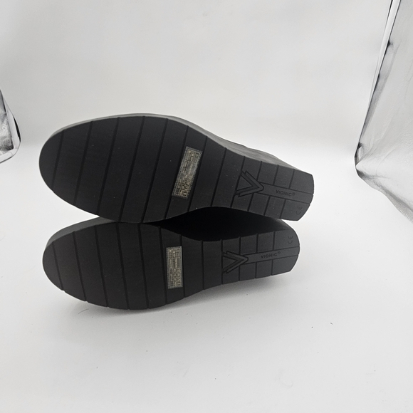 Vionic Skylar Women’s Comfort Wedge Short Boot Black Size 9 NWOB - Picture 9 of 12